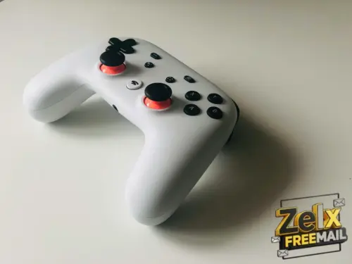 white xbox one game controller